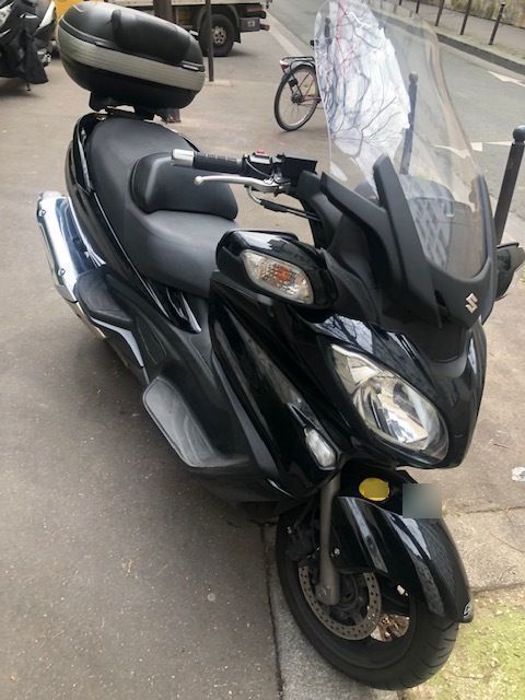 Photo SUZUKI BURGMAN 650