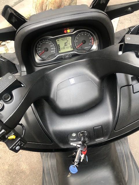Photo SUZUKI BURGMAN 650