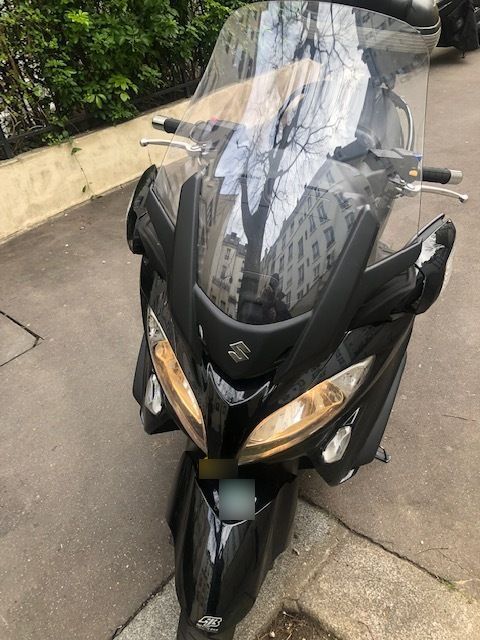 Photo SUZUKI BURGMAN 650
