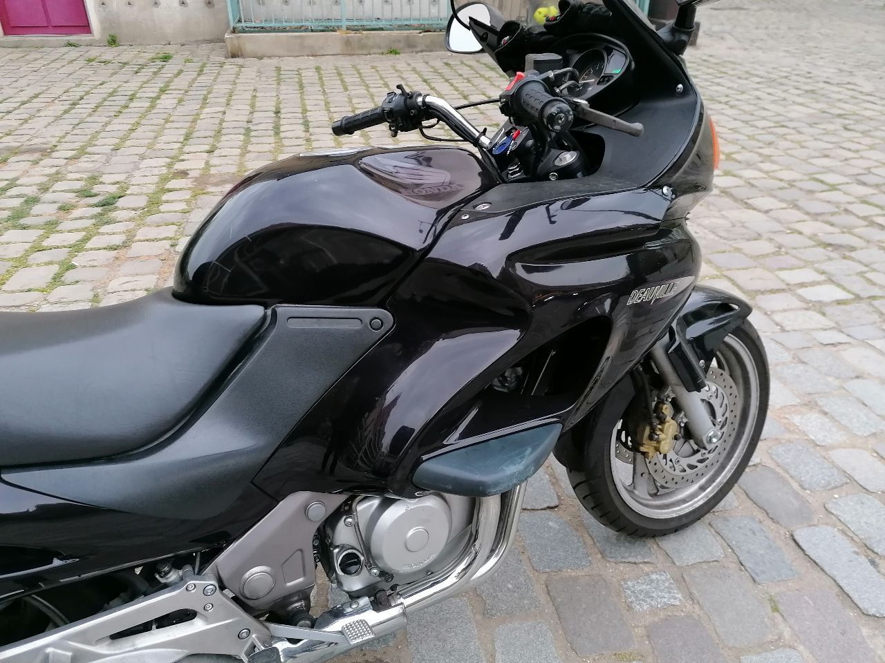 Photo HONDA DEAUVILLE 650