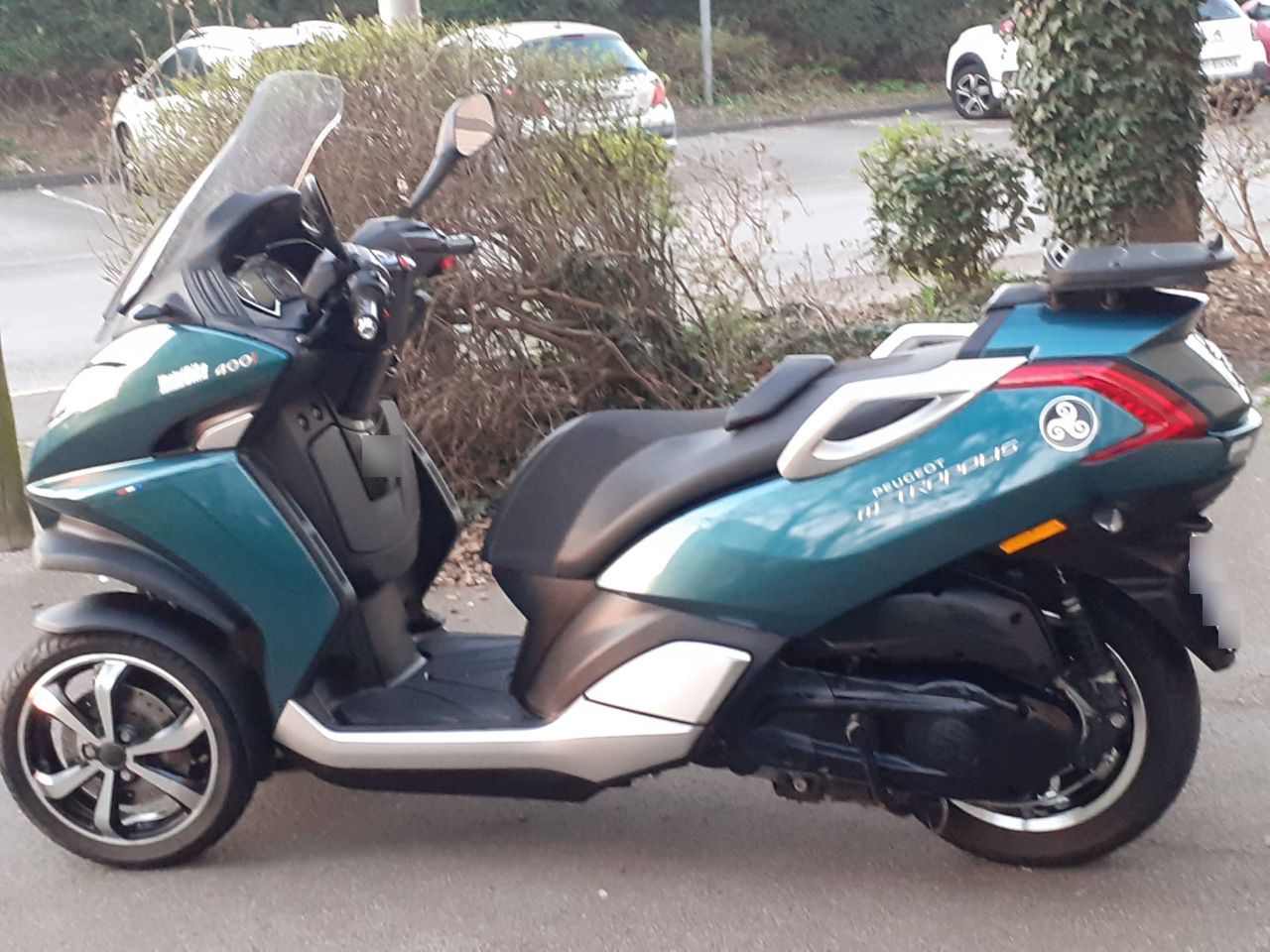 Photo PEUGEOT METROPOLIS 400