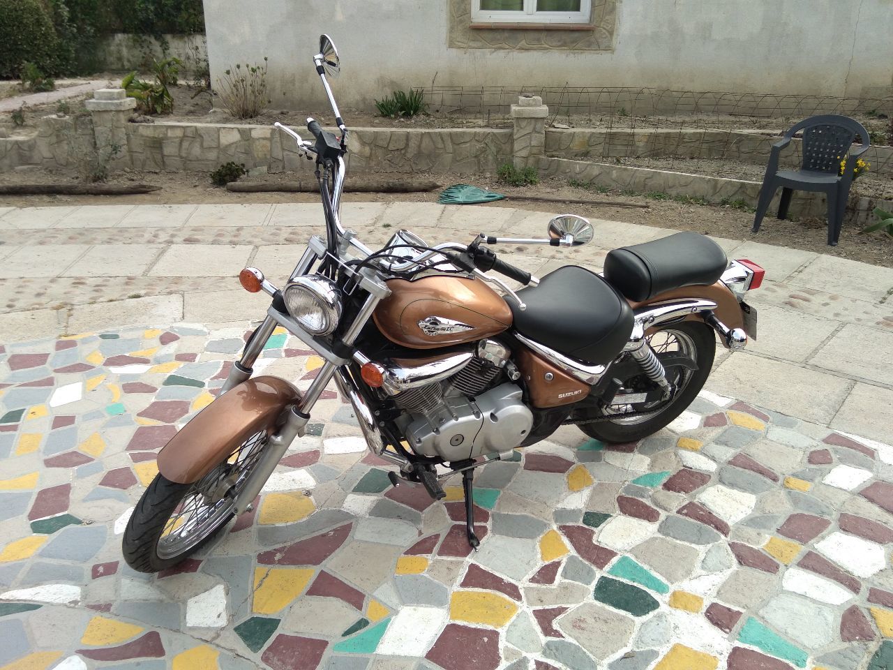 Photo SUZUKI INTRUDER 125