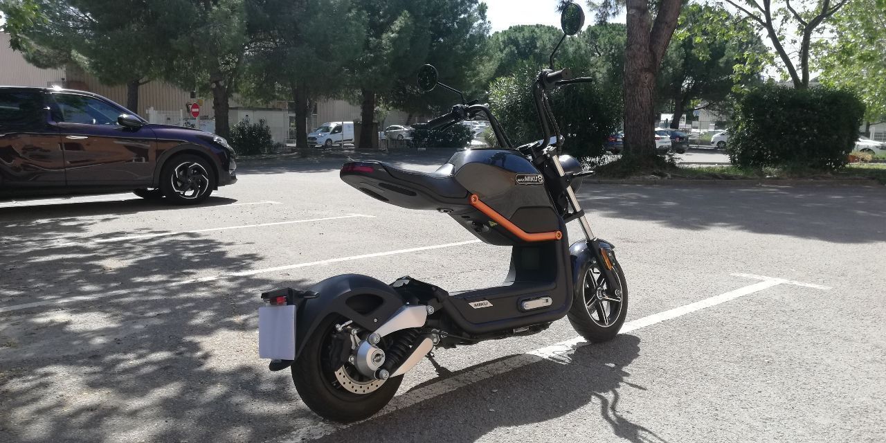 Photo SUNRA MIKU MAX