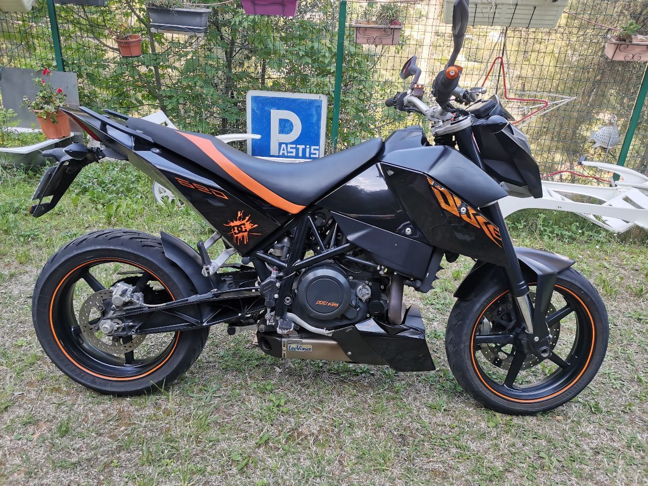 Photo KTM DUKE 690