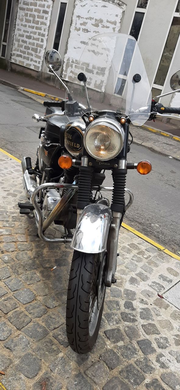 Photo ROYAL ENFIELD 500