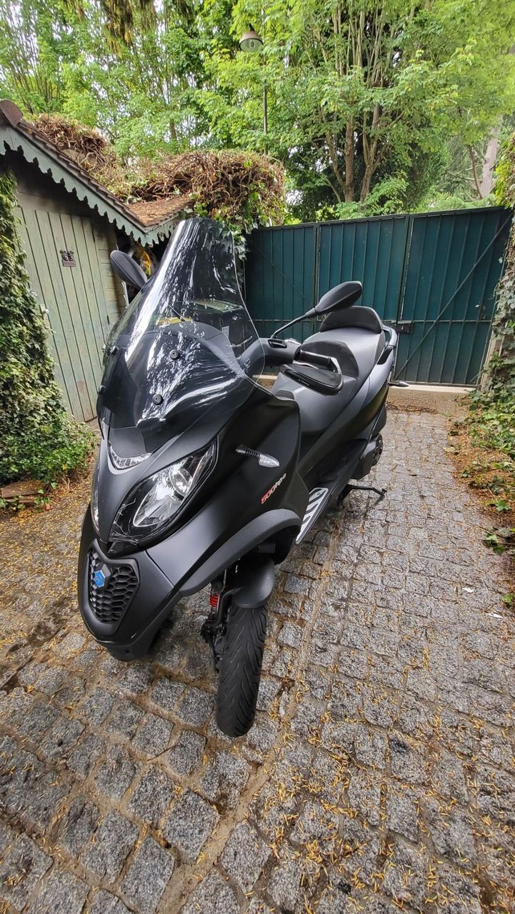 Photo PIAGGIO MP3 500 LT