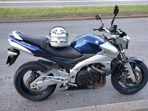 SUZUKI GSR