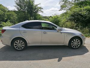 LEXUS IS 220