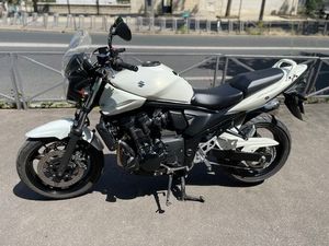 SUZUKI BANDIT 650
