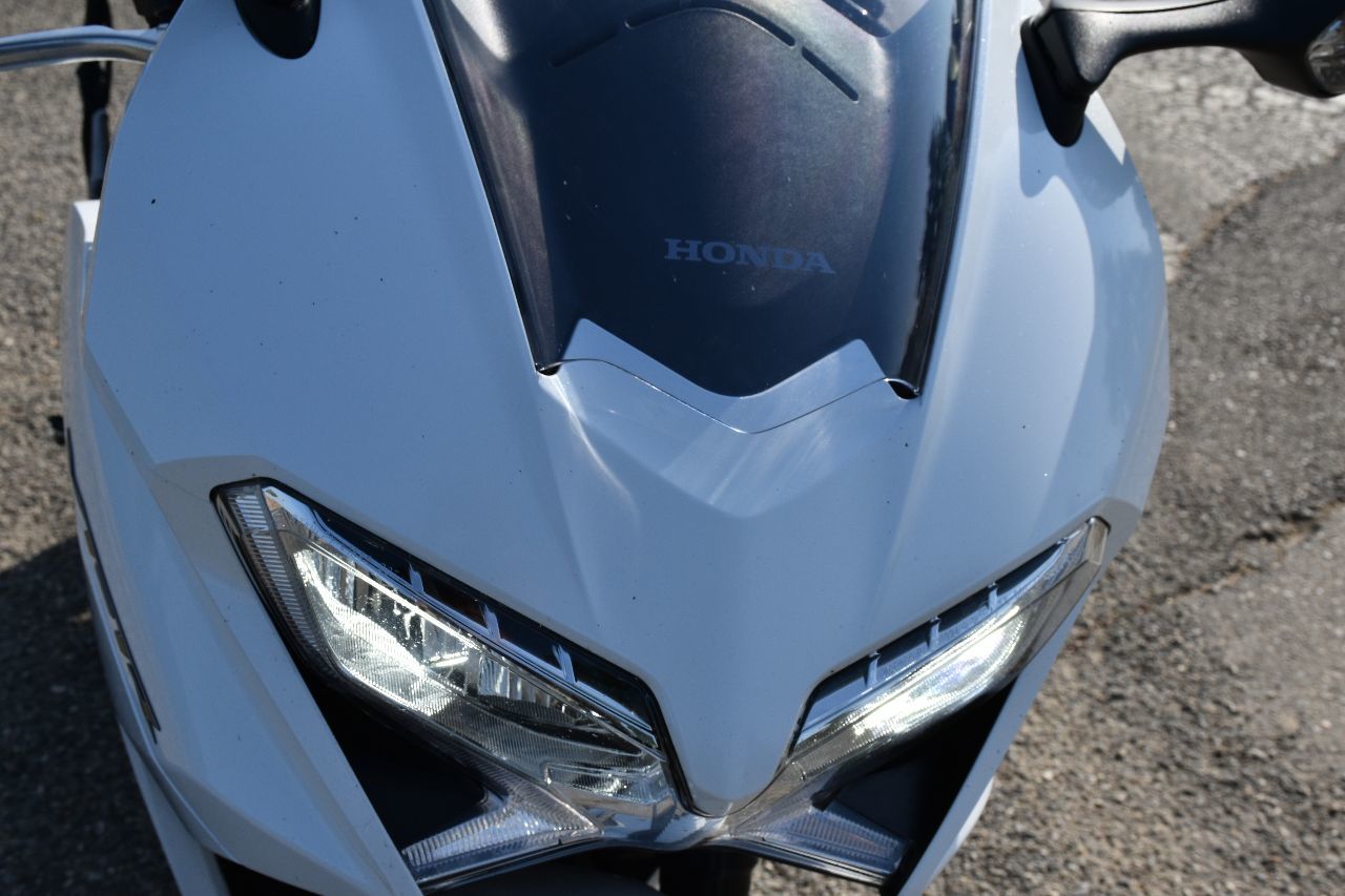 Photo HONDA VFR 800 F