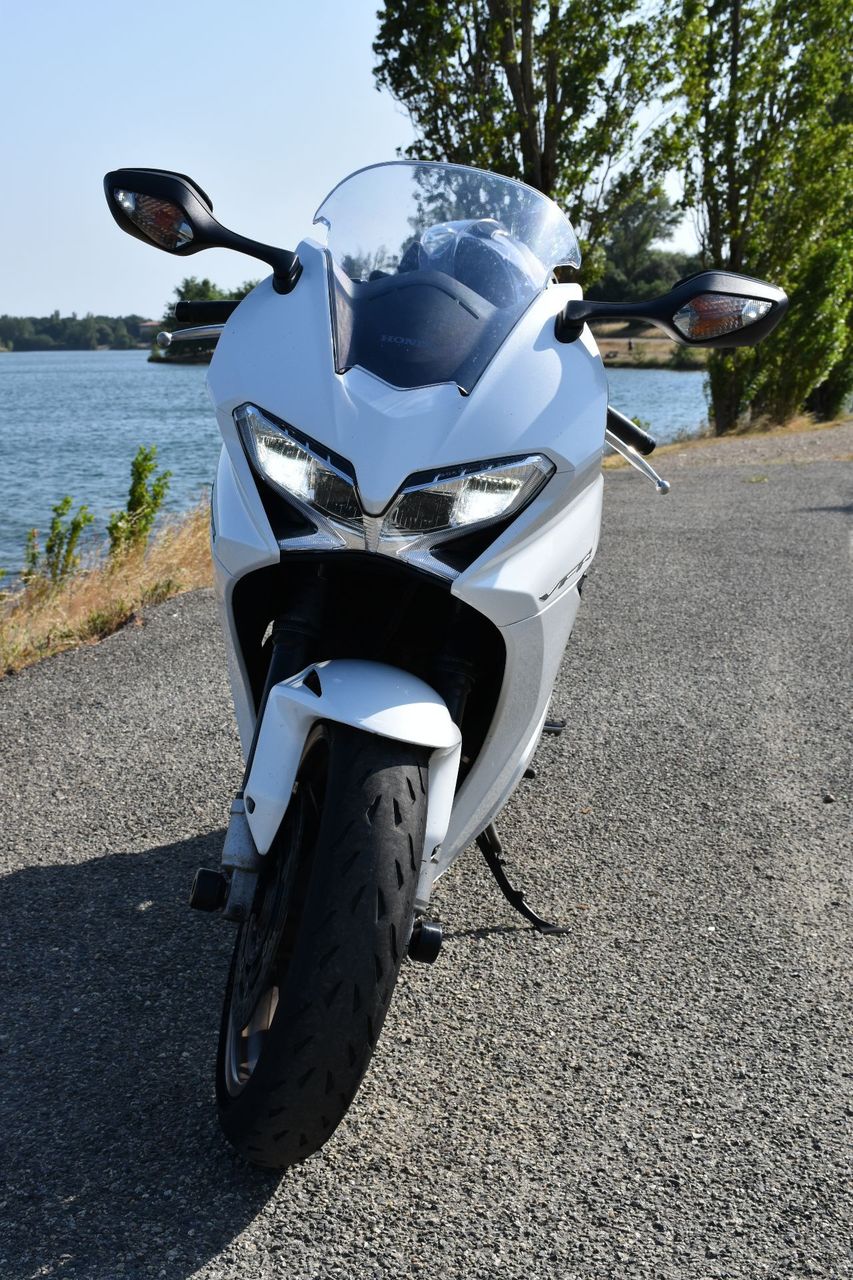 Photo HONDA VFR 800 F