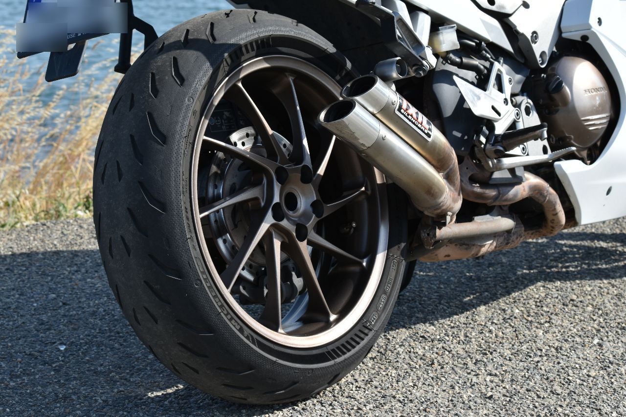 Photo HONDA VFR 800 F