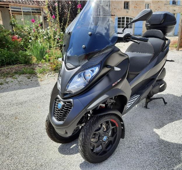 Photo PIAGGIO MP3 500 HPE