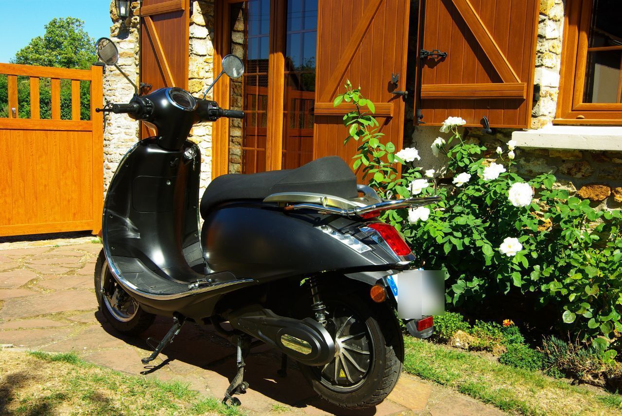 Photo EFUN PUSA 5000