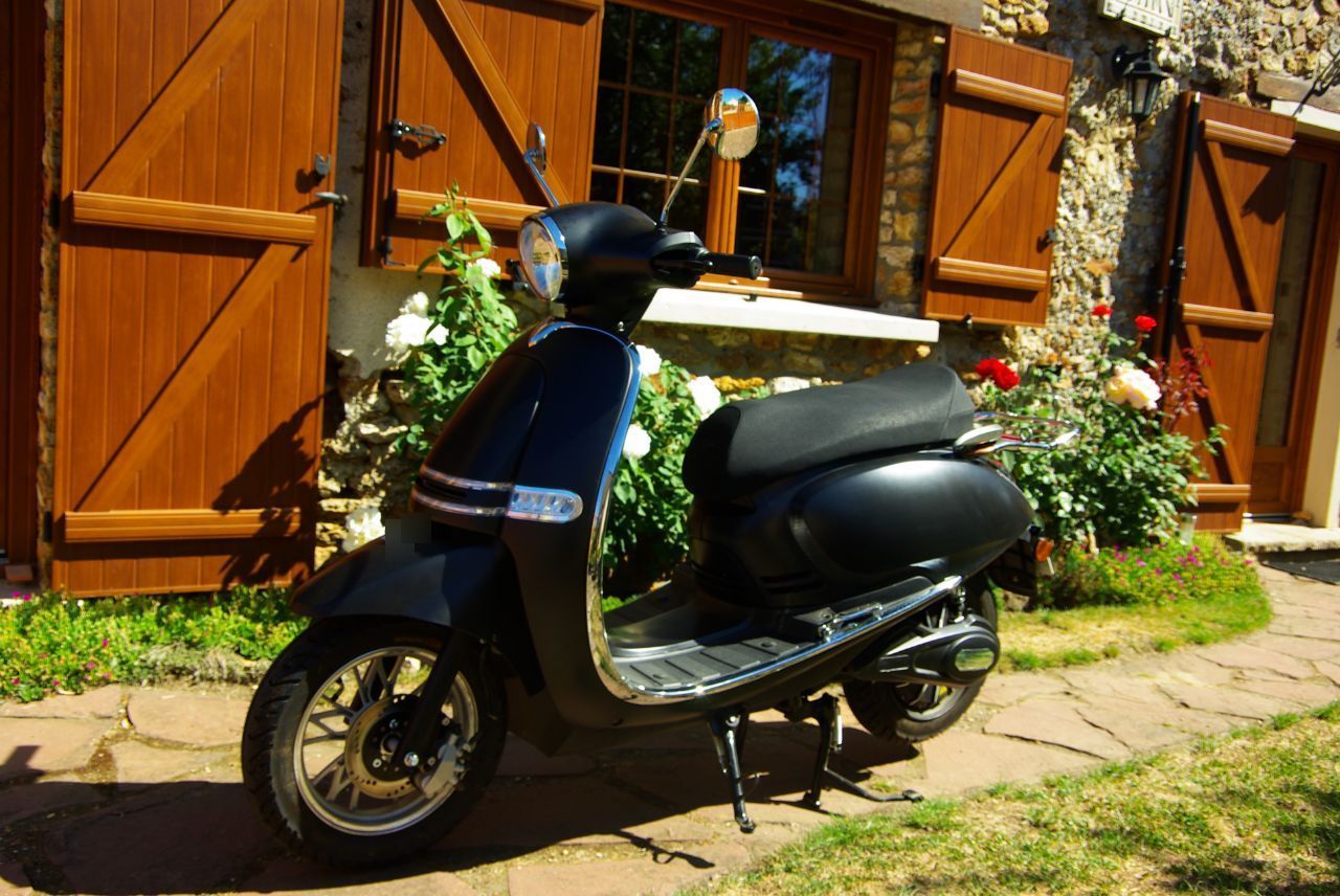 Photo EFUN PUSA 5000