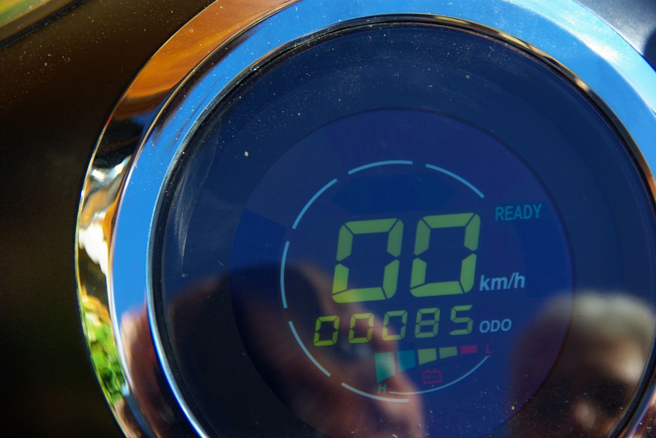 Photo EFUN PUSA 5000