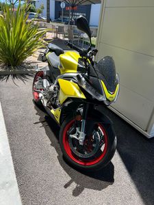 APRILIA TUONO 660