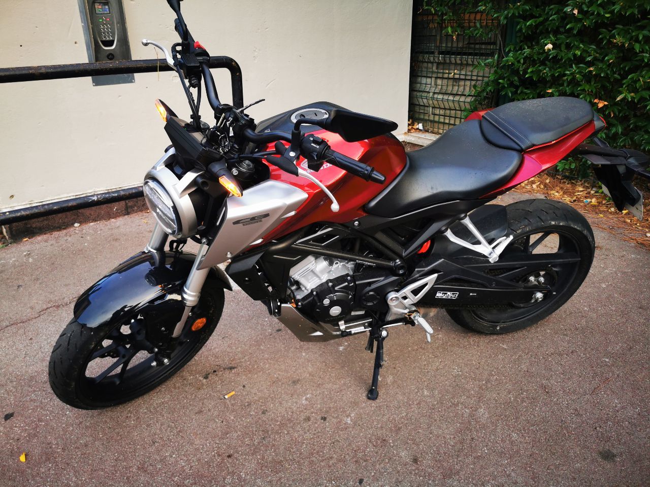 Photo HONDA CBF 125 NA