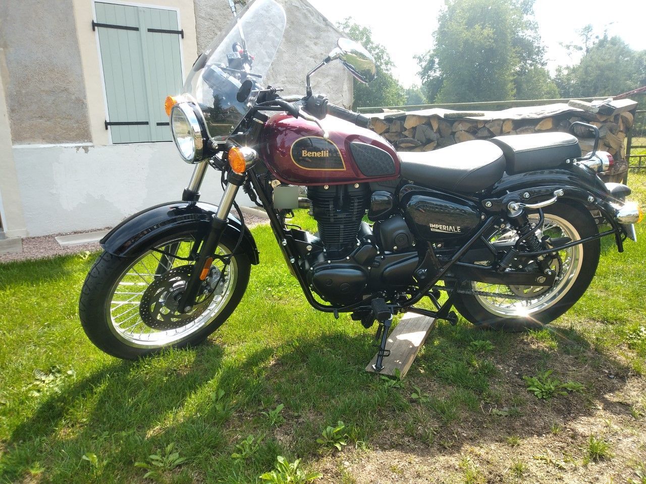 Photo BENELLI IMPERIALE 400