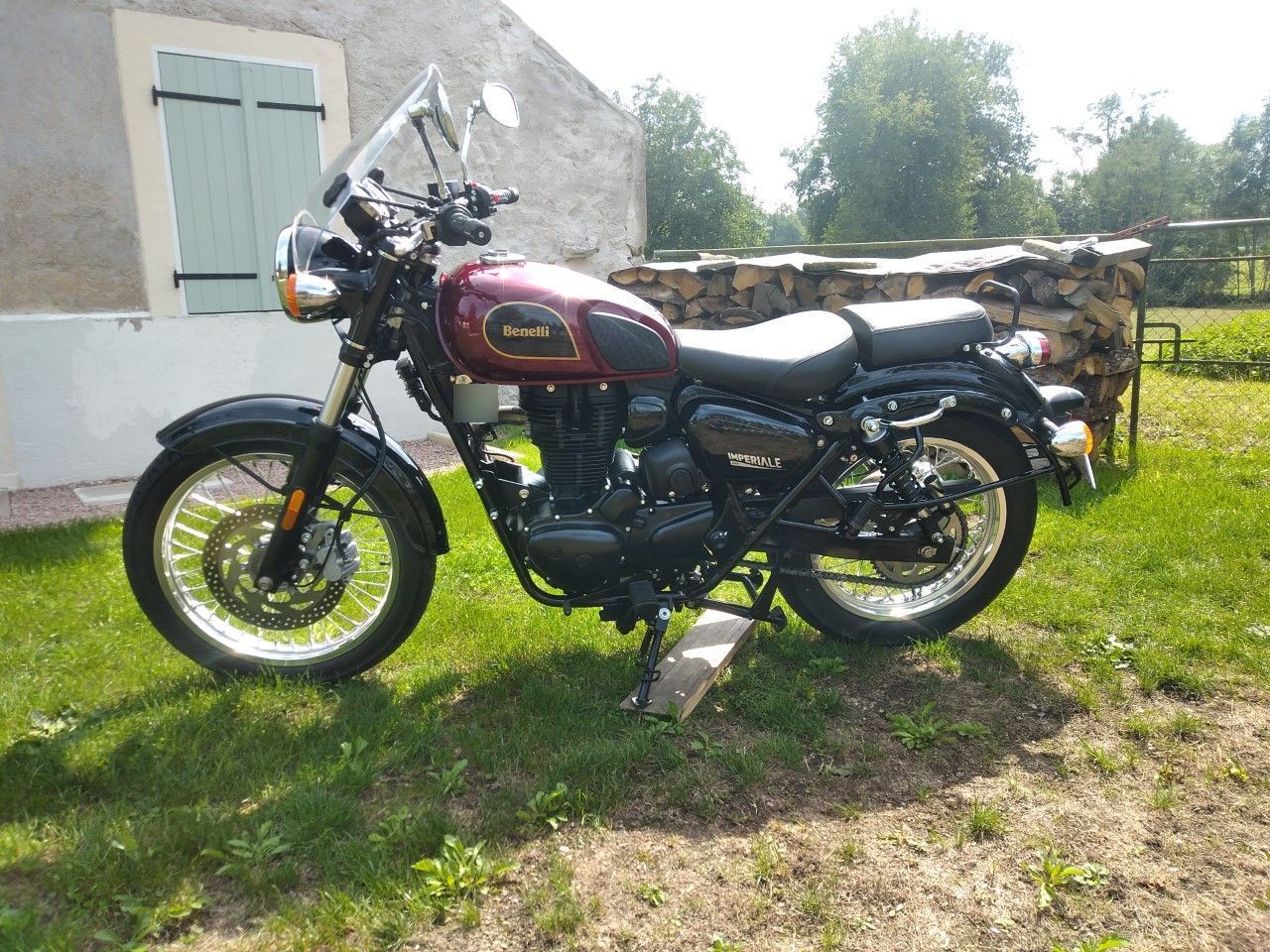 Photo BENELLI IMPERIALE 400