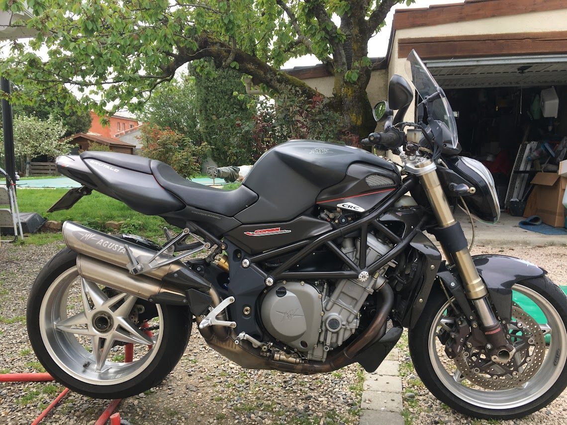 Photo MV AGUSTA BRUTALE 750