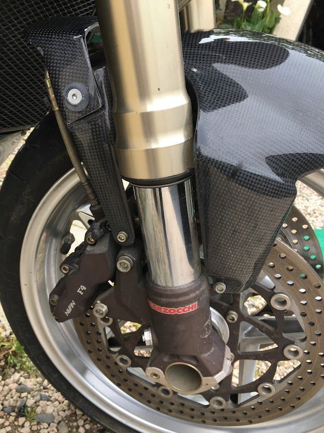 Photo MV AGUSTA BRUTALE 750