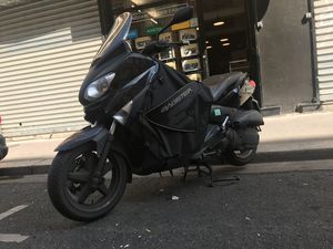 YAMAHA X MAX 125