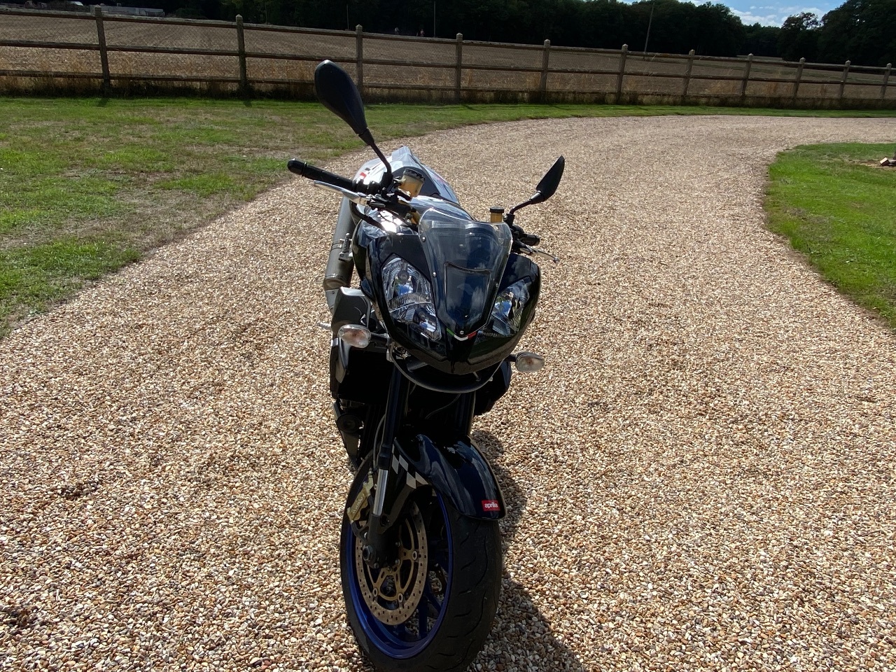 Photo APRILIA TUONO 1000