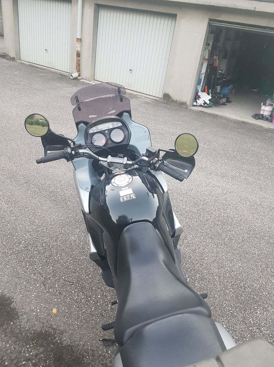 Photo HONDA VARADERO 1000