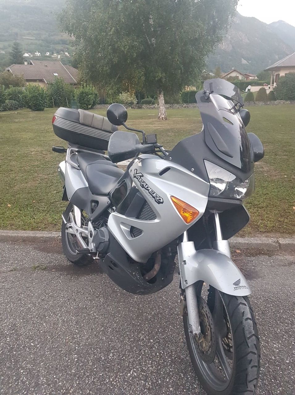 Photo HONDA VARADERO 1000