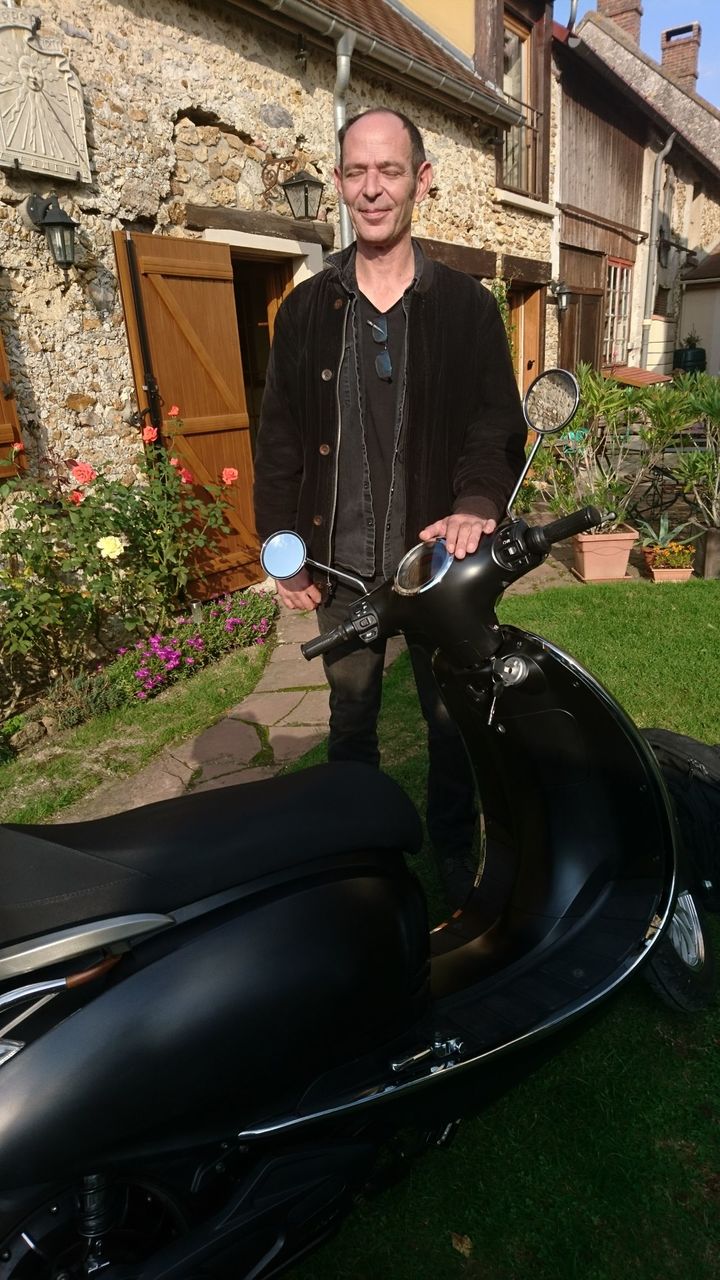 Photo EFUN PUSA 5000