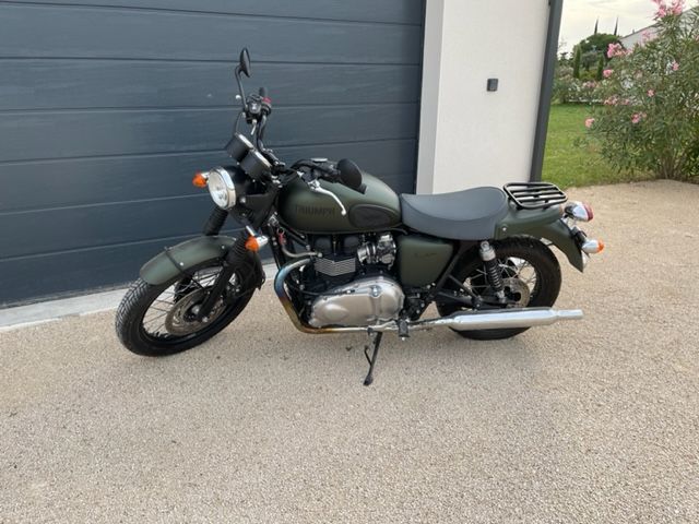 Photo TRIUMPH BONNEVILLE