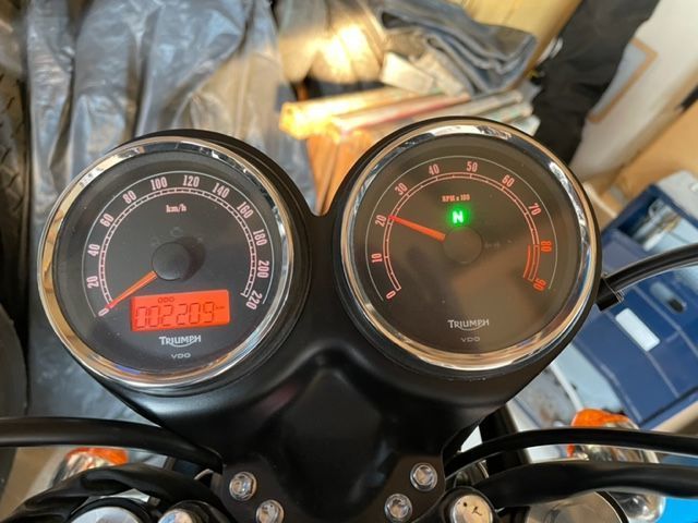 Photo TRIUMPH BONNEVILLE