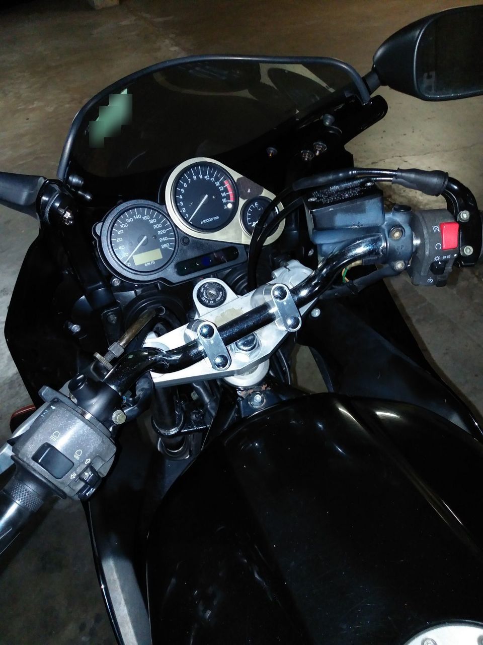 Photo YAMAHA FAZER 600