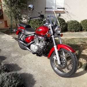 SUZUKI INTRUDER 125