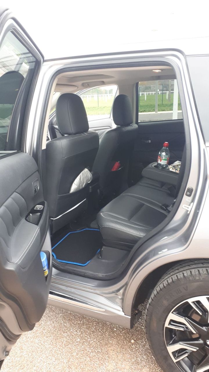 Photo MITSUBISHI OUTLANDER