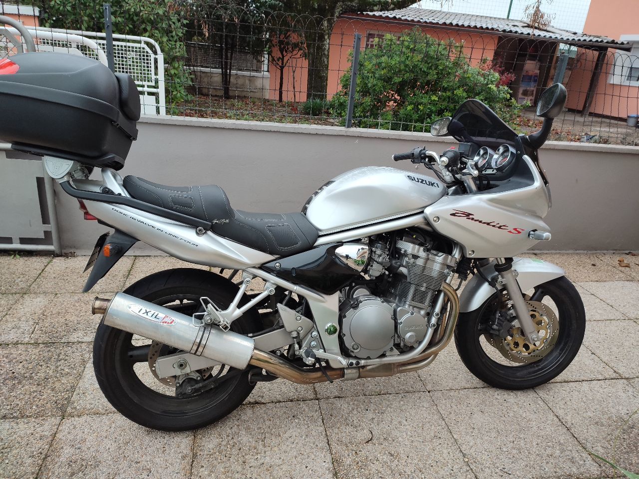 Suzuki Bandit 600 S Umbau Auf N SUZUKI BANDIT 600 S - Ain - Bonnie&Car occasion