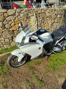 HONDA VFR 1200 F