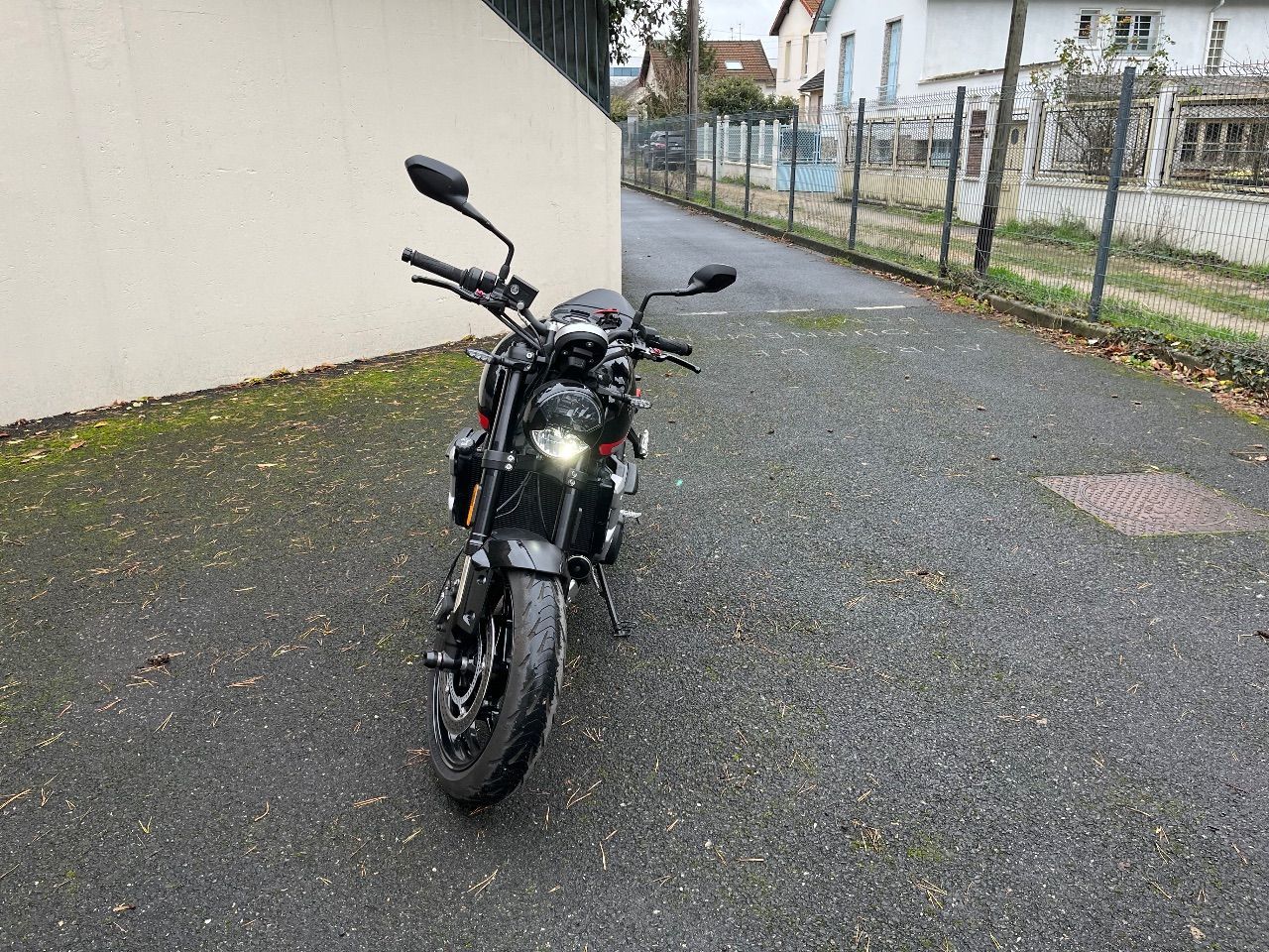 Photo TRIUMPH TRIDENT