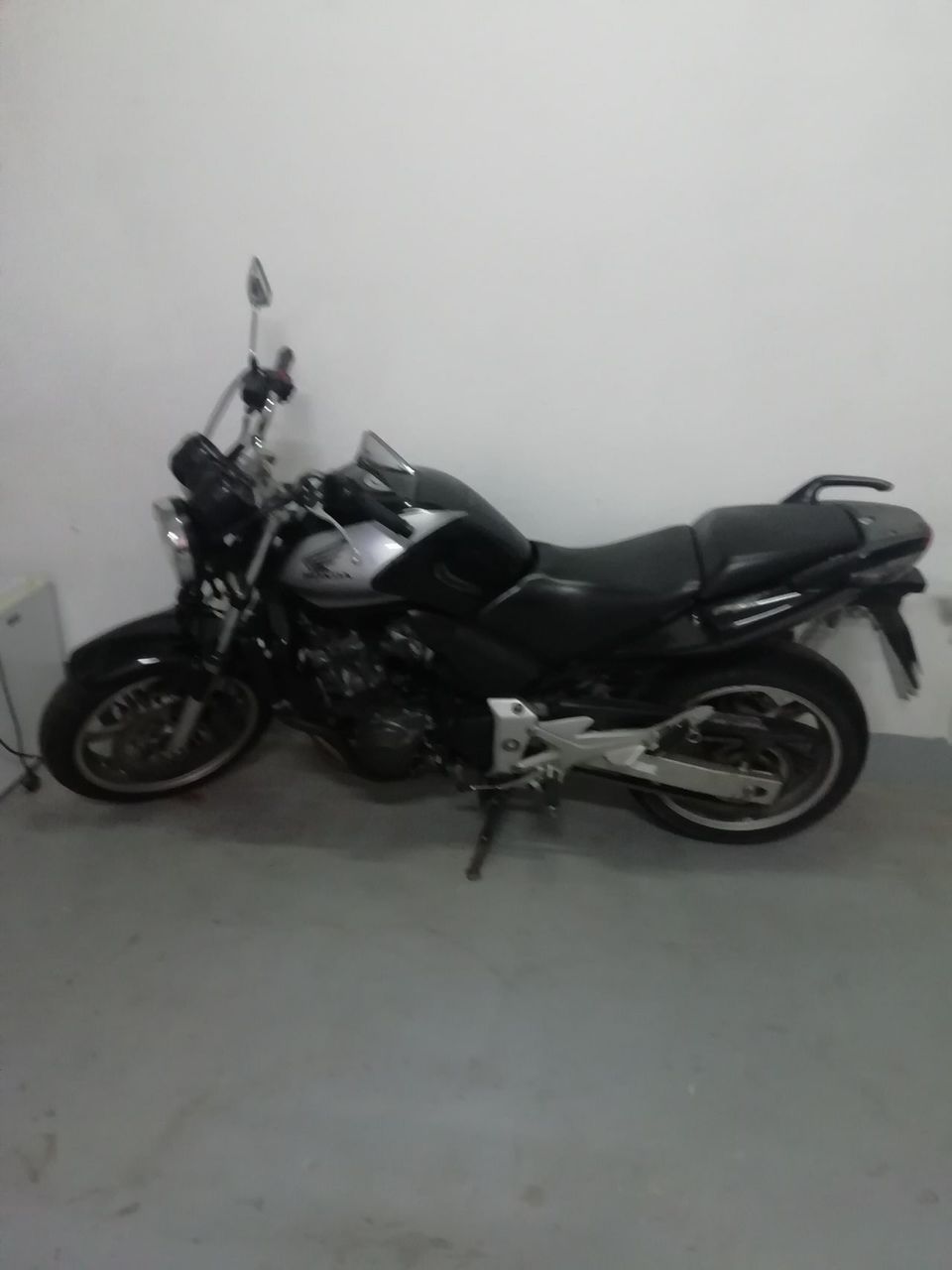 Photo HONDA CBF 600