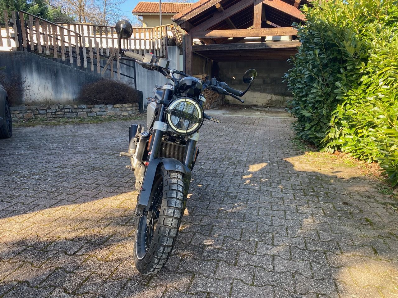 Photo HUSQVARNA HUSQVARNA