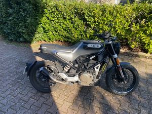 HUSQVARNA HUSQVARNA SVARTPILEN 401
