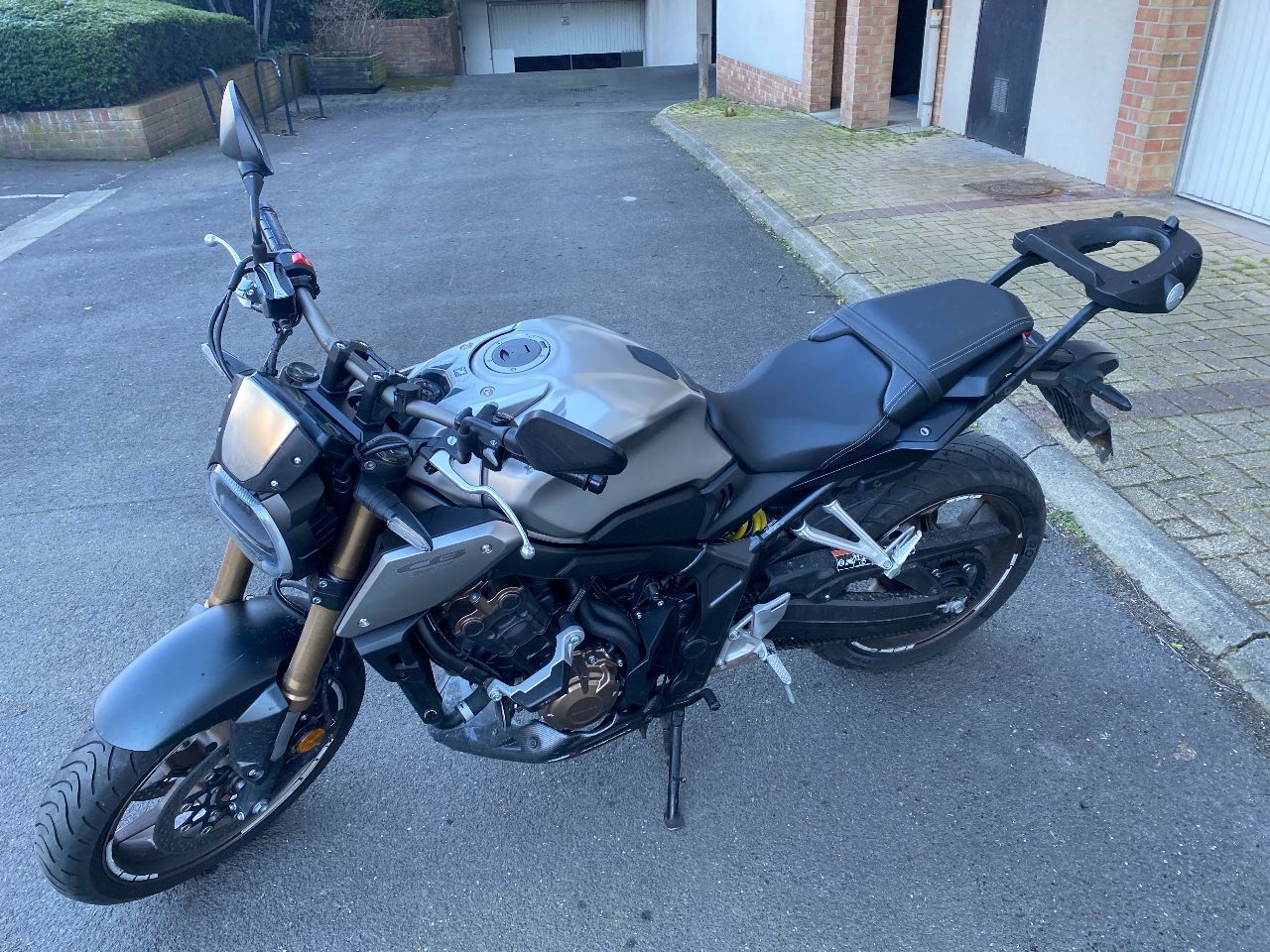 Photo HONDA CB 650 RA