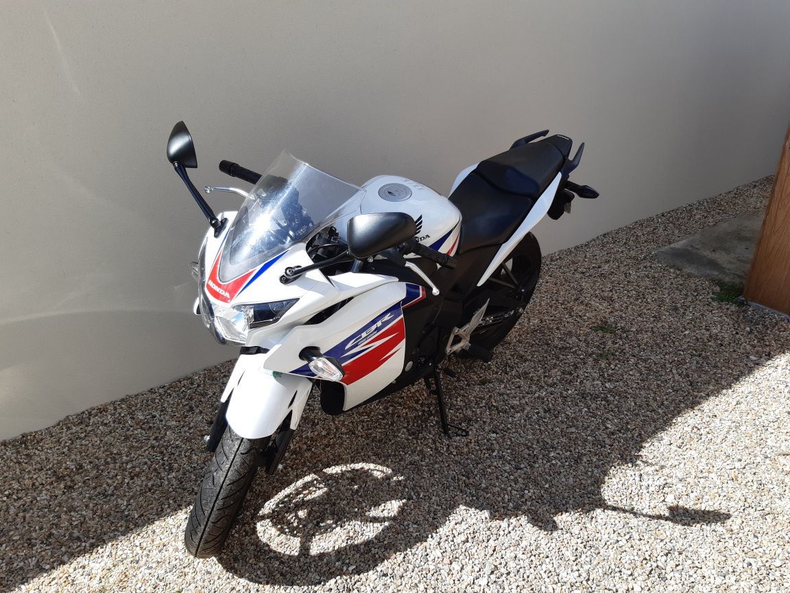 Photo HONDA CBR 125 R