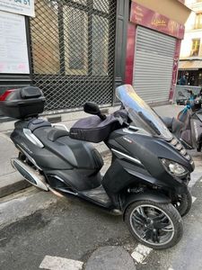 PEUGEOT METROPOLIS 400