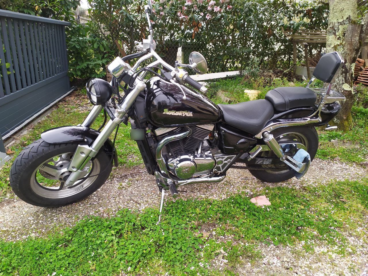 Photo SUZUKI MARAUDER 800