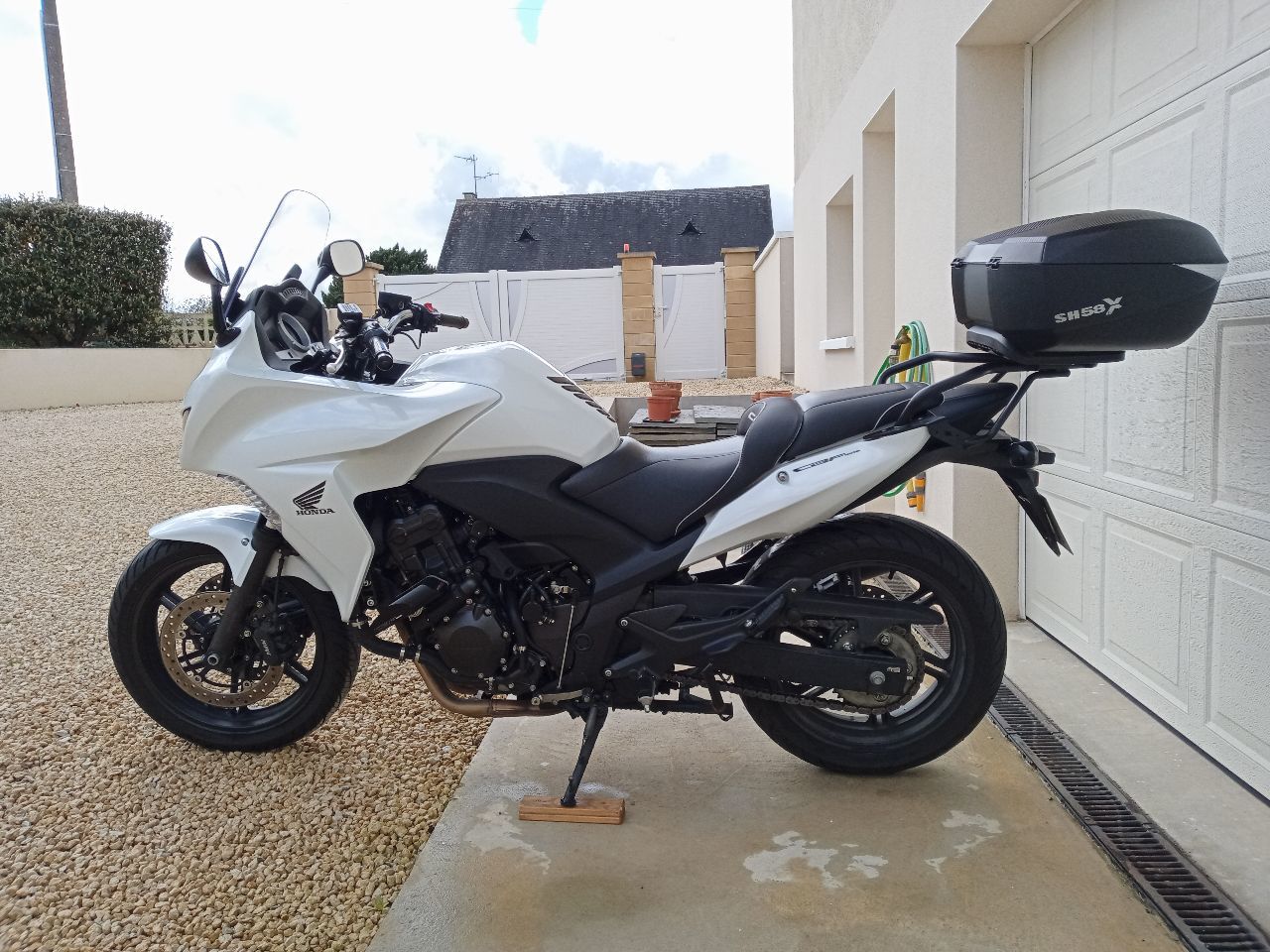 Photo HONDA CBF 1000 FA