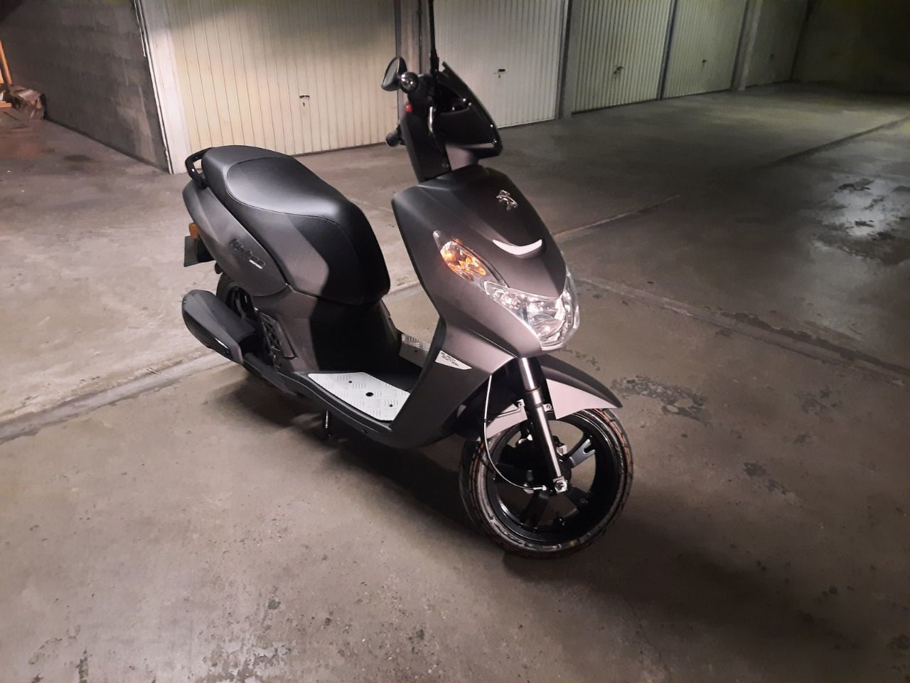 Photo PEUGEOT KISBEE