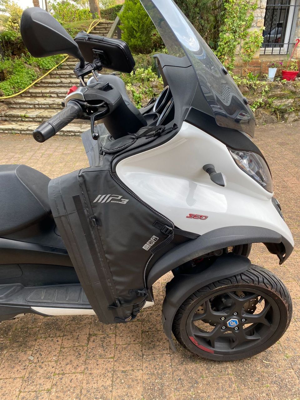 Photo PIAGGIO MP3 350