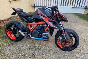 KTM SUPER DUKE 1290 R